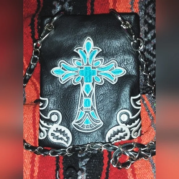 P&G Crossbody bag - Picture 2 of 13